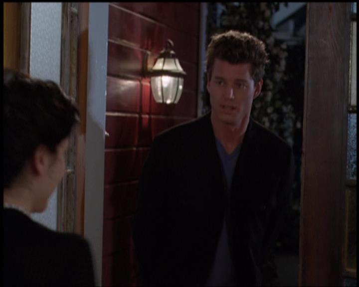 Charmed-Online-dot-net_5x21NecromancingTheStone1861.jpg Charmed-Online-dot-net_5x21NecromancingTheStone1861.jpg