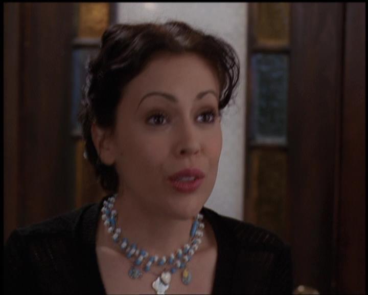 Charmed-Online-dot-net_5x21NecromancingTheStone1873.jpg Charmed-Online-dot-net_5x21NecromancingTheStone1873.jpg
