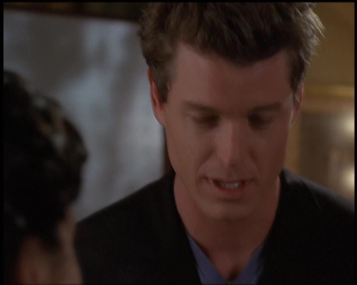 Charmed-Online-dot-net_5x21NecromancingTheStone1883.jpg Charmed-Online-dot-net_5x21NecromancingTheStone1883.jpg