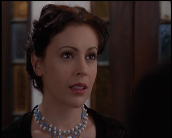 Charmed-Online-dot-net_5x21NecromancingTheStone1893.jpg Charmed-Online-dot-net_5x21NecromancingTheStone1893.jpg
