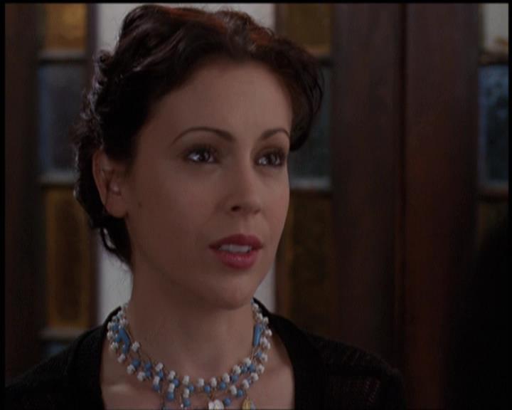 Charmed-Online-dot-net_5x21NecromancingTheStone1899.jpg Charmed-Online-dot-net_5x21NecromancingTheStone1899.jpg