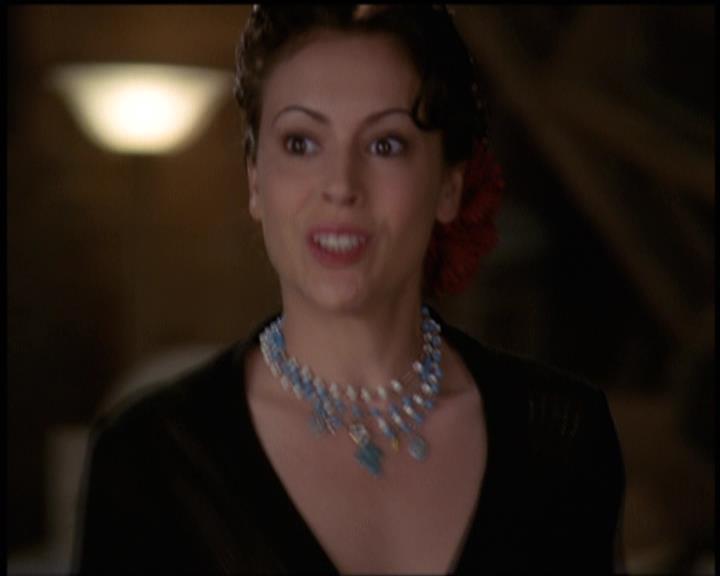 Charmed-Online-dot-net_5x21NecromancingTheStone1947.jpg Charmed-Online-dot-net_5x21NecromancingTheStone1947.jpg