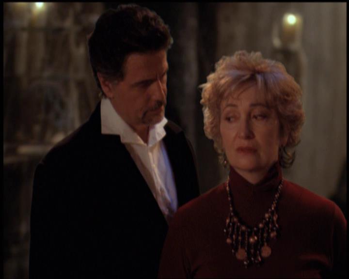 Charmed-Online-dot-net_5x21NecromancingTheStone1965.jpg Charmed-Online-dot-net_5x21NecromancingTheStone1965.jpg