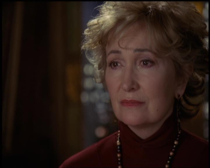 Charmed-Online-dot-net_5x21NecromancingTheStone2016.jpg Charmed-Online-dot-net_5x21NecromancingTheStone2016.jpg