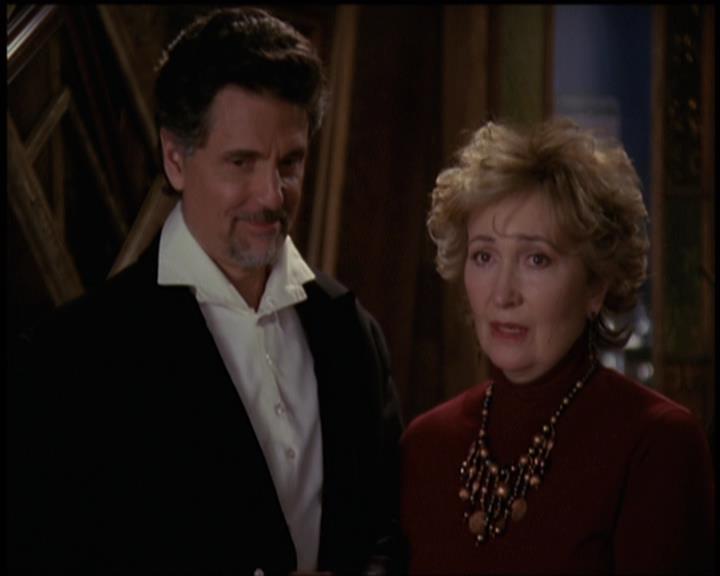 Charmed-Online-dot-net_5x21NecromancingTheStone2041.jpg Charmed-Online-dot-net_5x21NecromancingTheStone2041.jpg