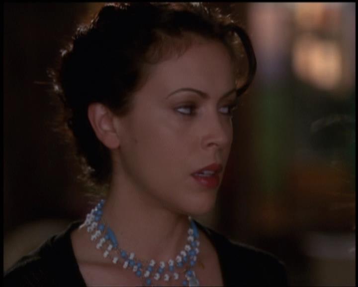 Charmed-Online-dot-net_5x21NecromancingTheStone2054.jpg Charmed-Online-dot-net_5x21NecromancingTheStone2054.jpg