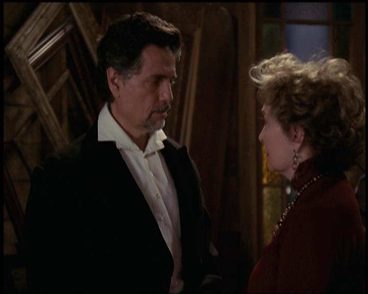 Charmed-Online-dot-net_5x21NecromancingTheStone2071.jpg Charmed-Online-dot-net_5x21NecromancingTheStone2071.jpg