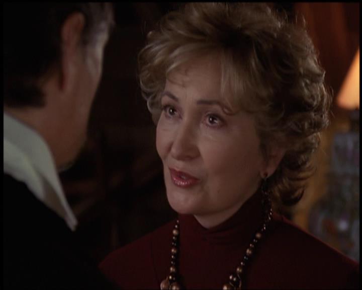 Charmed-Online-dot-net_5x21NecromancingTheStone2073.jpg Charmed-Online-dot-net_5x21NecromancingTheStone2073.jpg