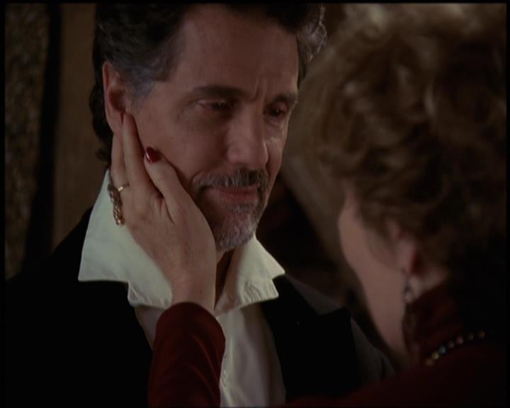 Charmed-Online-dot-net_5x21NecromancingTheStone2089.jpg Charmed-Online-dot-net_5x21NecromancingTheStone2089.jpg