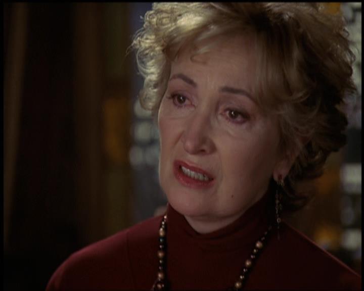 Charmed-Online-dot-net_5x21NecromancingTheStone2129.jpg Charmed-Online-dot-net_5x21NecromancingTheStone2129.jpg