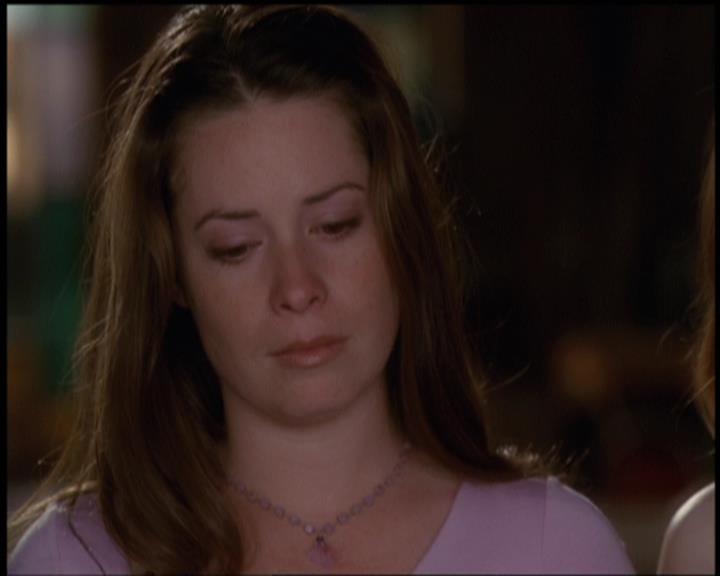 Charmed-Online-dot-net_5x21NecromancingTheStone2139.jpg Charmed-Online-dot-net_5x21NecromancingTheStone2139.jpg