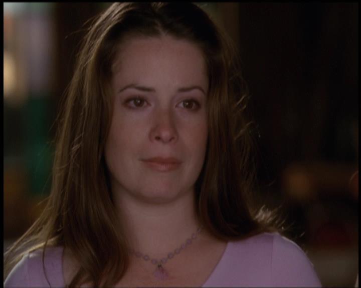 Charmed-Online-dot-net_5x21NecromancingTheStone2147.jpg Charmed-Online-dot-net_5x21NecromancingTheStone2147.jpg