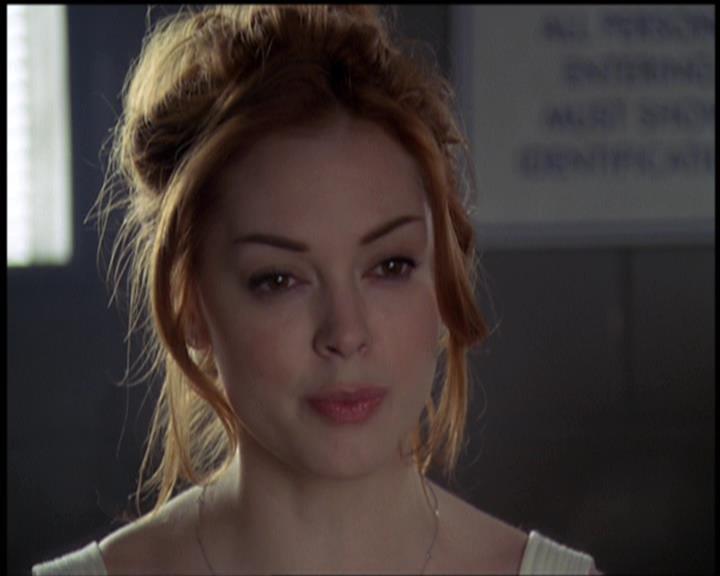 Charmed-Online-dot-net_5x21NecromancingTheStone2190.jpg Charmed-Online-dot-net_5x21NecromancingTheStone2190.jpg