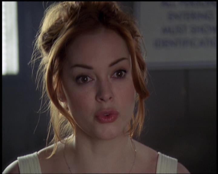 Charmed-Online-dot-net_5x21NecromancingTheStone2196.jpg Charmed-Online-dot-net_5x21NecromancingTheStone2196.jpg