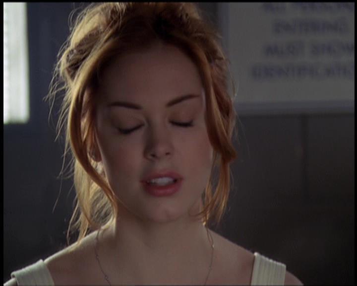 Charmed-Online-dot-net_5x21NecromancingTheStone2210.jpg Charmed-Online-dot-net_5x21NecromancingTheStone2210.jpg