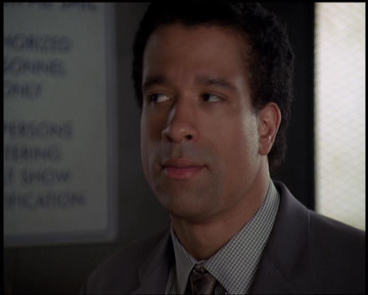 Charmed-Online-dot-net_5x21NecromancingTheStone2212.jpg Charmed-Online-dot-net_5x21NecromancingTheStone2212.jpg