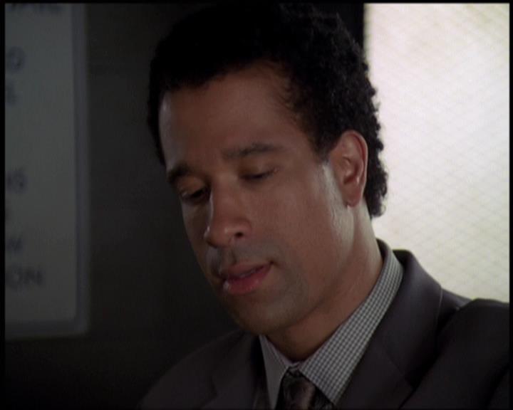 Charmed-Online-dot-net_5x21NecromancingTheStone2230.jpg Charmed-Online-dot-net_5x21NecromancingTheStone2230.jpg