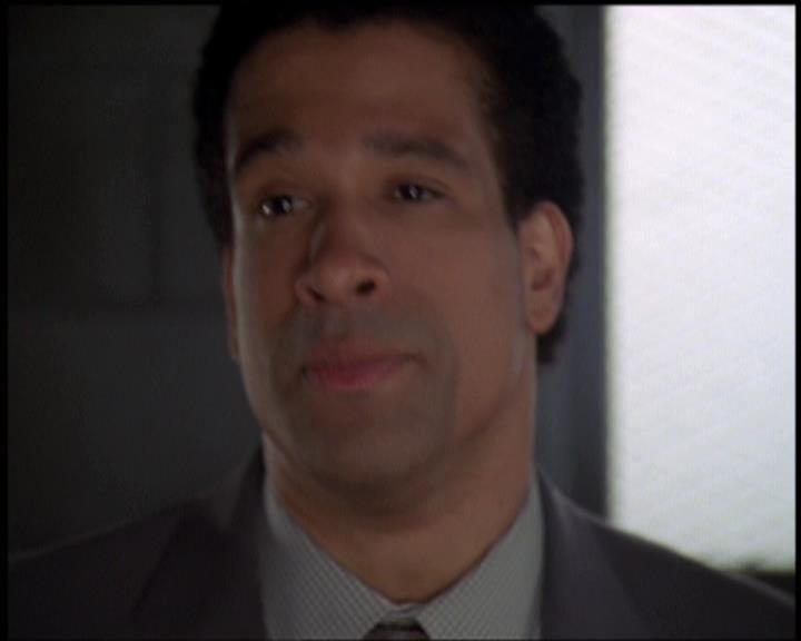 Charmed-Online-dot-net_5x21NecromancingTheStone2246.jpg Charmed-Online-dot-net_5x21NecromancingTheStone2246.jpg