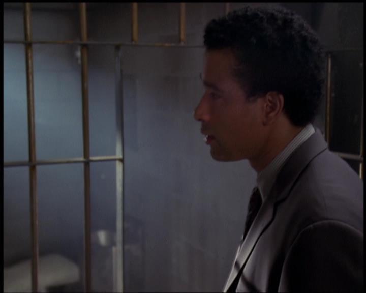 Charmed-Online-dot-net_5x21NecromancingTheStone2260.jpg Charmed-Online-dot-net_5x21NecromancingTheStone2260.jpg