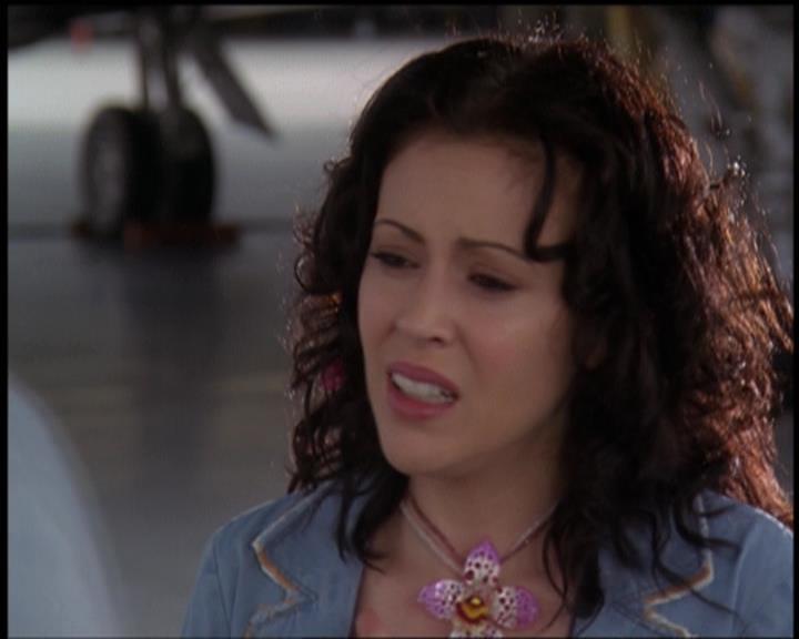 Charmed-Online-dot-net_5x21NecromancingTheStone2293.jpg Charmed-Online-dot-net_5x21NecromancingTheStone2293.jpg