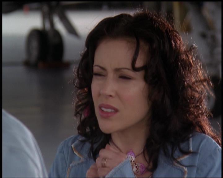 Charmed-Online-dot-net_5x21NecromancingTheStone2306.jpg Charmed-Online-dot-net_5x21NecromancingTheStone2306.jpg