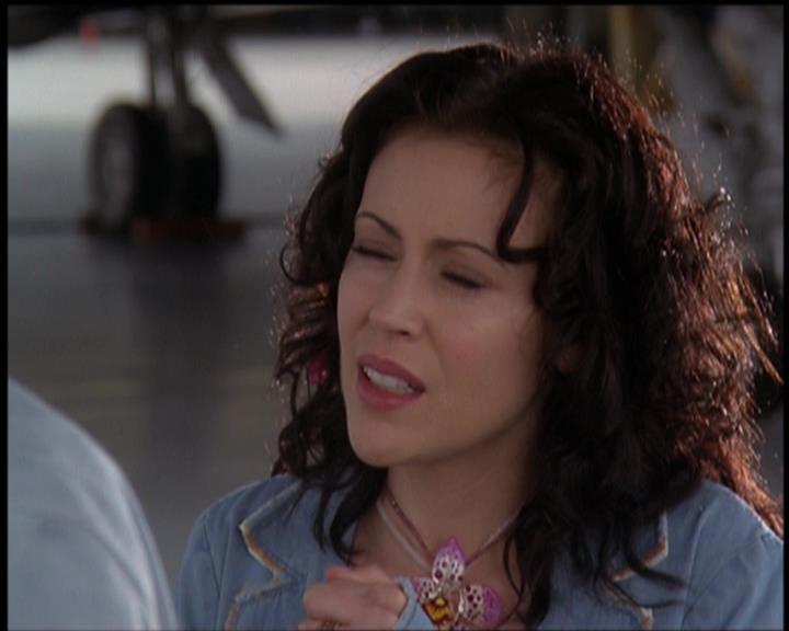 Charmed-Online-dot-net_5x21NecromancingTheStone2309.jpg Charmed-Online-dot-net_5x21NecromancingTheStone2309.jpg