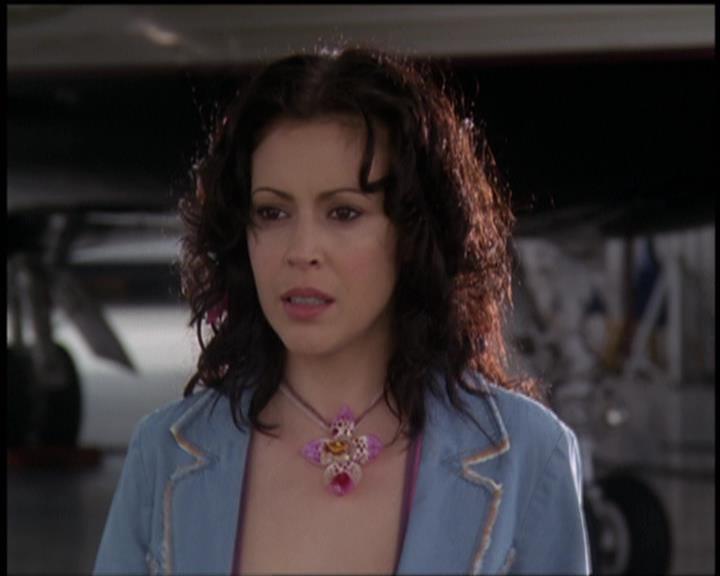 Charmed-Online-dot-net_5x21NecromancingTheStone2354.jpg Charmed-Online-dot-net_5x21NecromancingTheStone2354.jpg