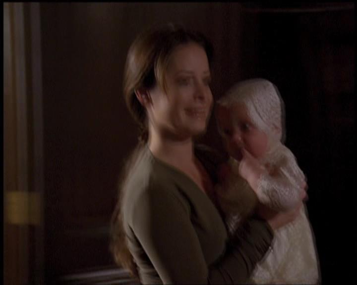 Charmed-Online-dot-net_5x21NecromancingTheStone2362.jpg Charmed-Online-dot-net_5x21NecromancingTheStone2362.jpg