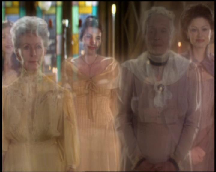 Charmed-Online-dot-net_5x21NecromancingTheStone2409.jpg Charmed-Online-dot-net_5x21NecromancingTheStone2409.jpg