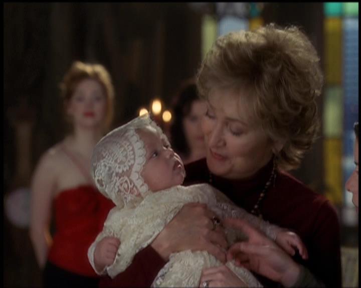 Charmed-Online-dot-net_5x21NecromancingTheStone2430.jpg Charmed-Online-dot-net_5x21NecromancingTheStone2430.jpg