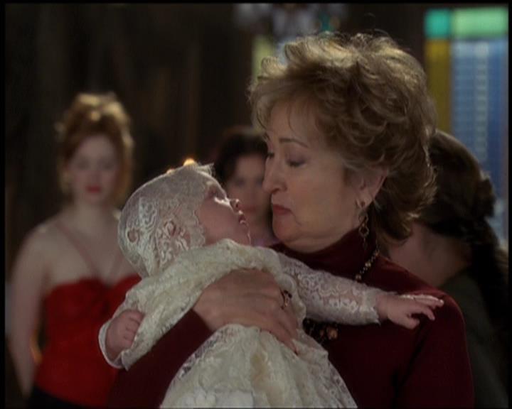 Charmed-Online-dot-net_5x21NecromancingTheStone2432.jpg Charmed-Online-dot-net_5x21NecromancingTheStone2432.jpg