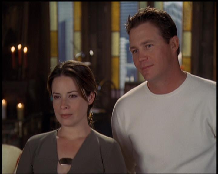 Charmed-Online-dot-net_5x21NecromancingTheStone2444.jpg Charmed-Online-dot-net_5x21NecromancingTheStone2444.jpg