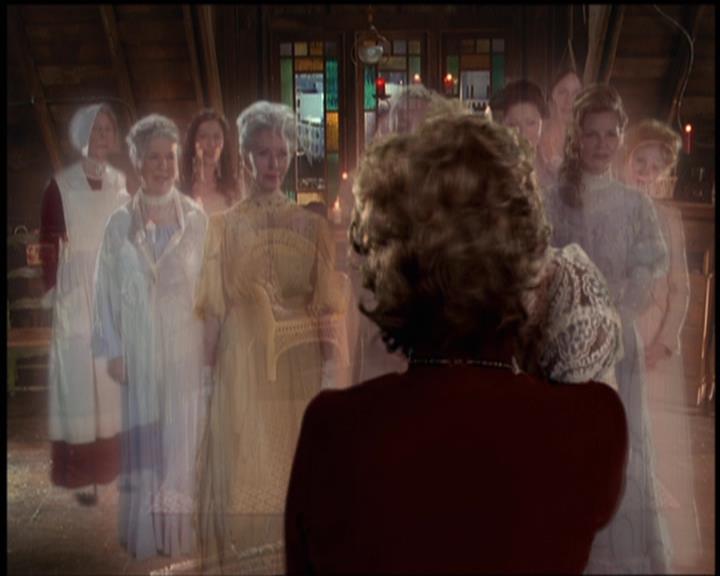 Charmed-Online-dot-net_5x21NecromancingTheStone2461.jpg Charmed-Online-dot-net_5x21NecromancingTheStone2461.jpg