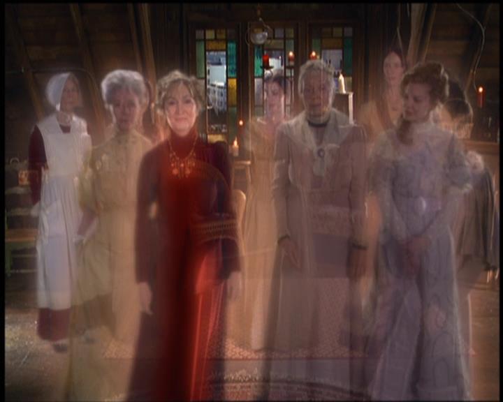 Charmed-Online-dot-net_5x21NecromancingTheStone2476.jpg Charmed-Online-dot-net_5x21NecromancingTheStone2476.jpg