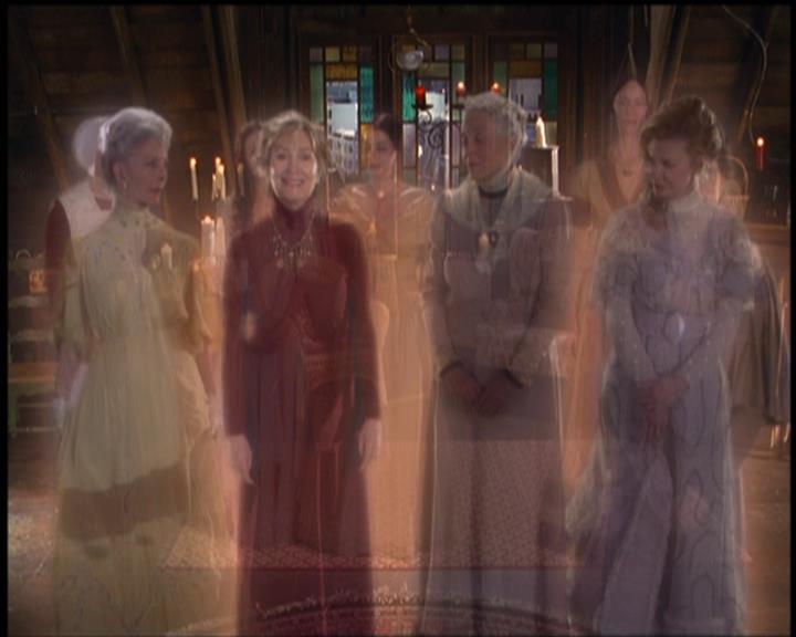 Charmed-Online-dot-net_5x21NecromancingTheStone2478.jpg Charmed-Online-dot-net_5x21NecromancingTheStone2478.jpg