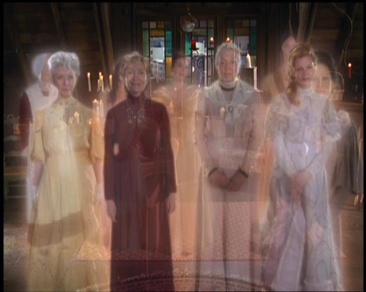 Charmed-Online-dot-net_5x21NecromancingTheStone2481.jpg Charmed-Online-dot-net_5x21NecromancingTheStone2481.jpg