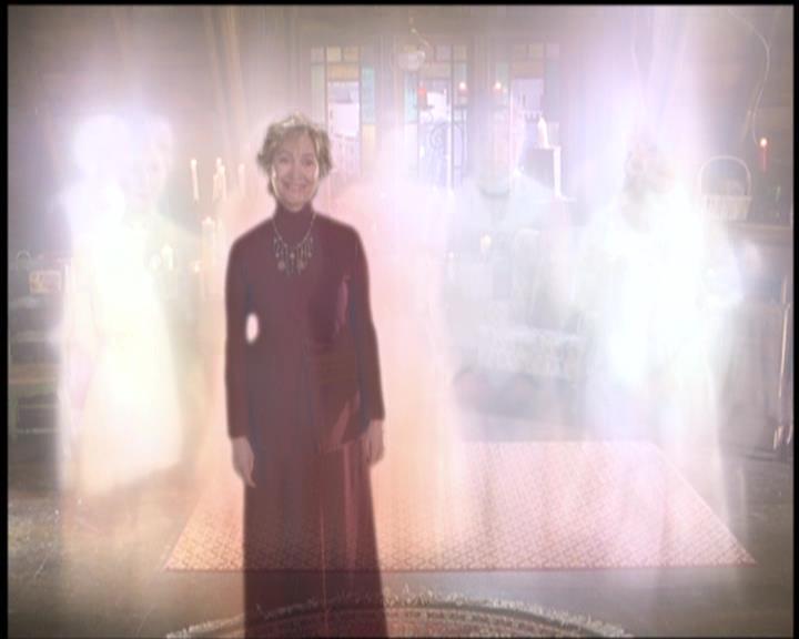 Charmed-Online-dot-net_5x21NecromancingTheStone2482.jpg Charmed-Online-dot-net_5x21NecromancingTheStone2482.jpg