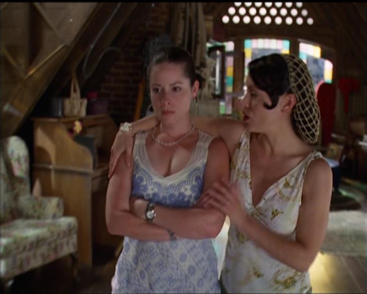 Charmed-Online-dot-net_5x22-5x23OhMyGoddess2060.jpg Charmed-Online-dot-net_5x22-5x23OhMyGoddess2060.jpg