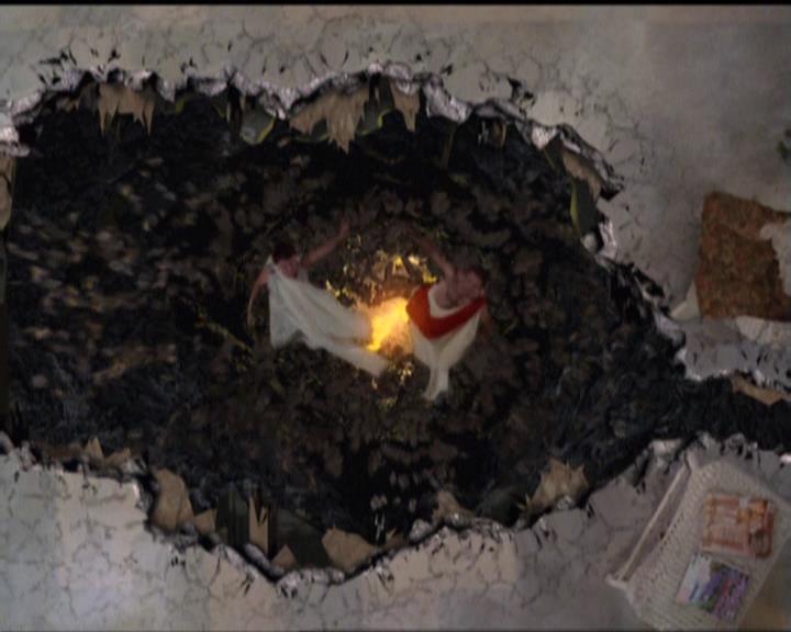 Charmed-Online-dot-net_5x22-5x23OhMyGoddess4058.jpg Charmed-Online-dot-net_5x22-5x23OhMyGoddess4058.jpg