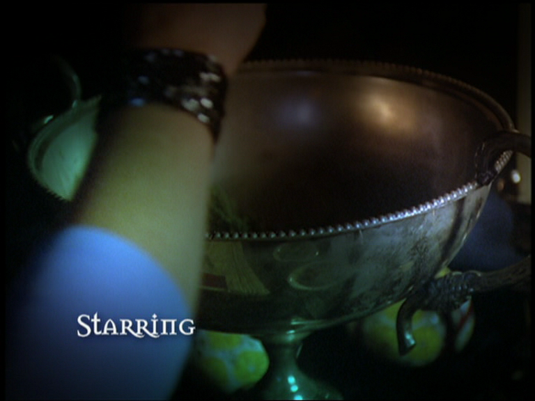 charmed-online_dot_net_OpeningCreditsS5-00012.png charmed-online_dot_net_OpeningCreditsS5-00012.png