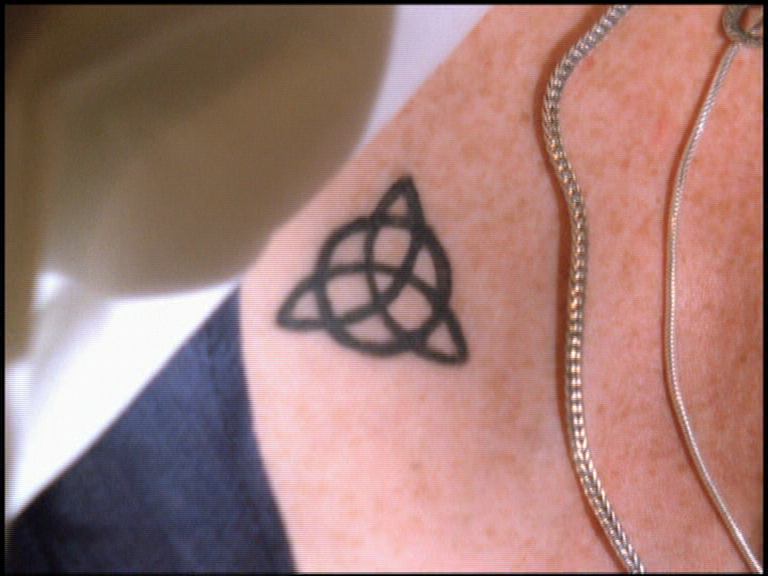 charmed-online_dot_net_OpeningCreditsS5-00013.png charmed-online_dot_net_OpeningCreditsS5-00013.png