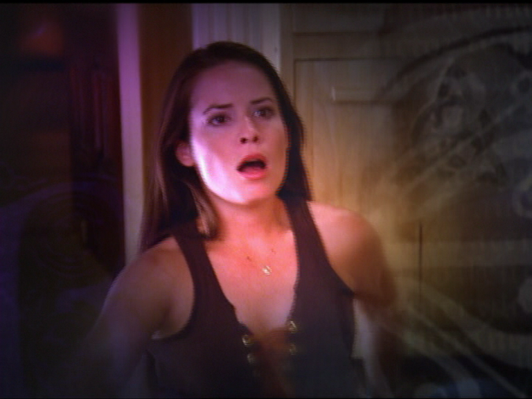 charmed-online_dot_net_OpeningCreditsS5-00036.png