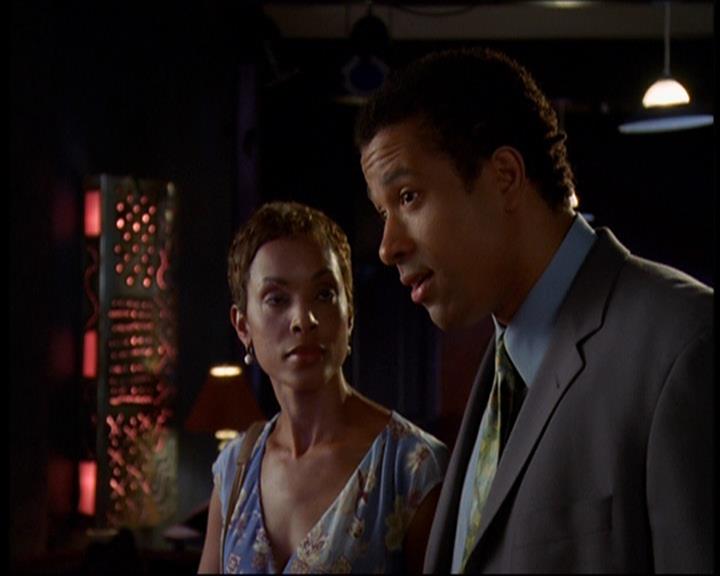 Charmed-Online_dot_net-601ValhalleyoftheDolls0751.jpg Charmed-Online_dot_net-601ValhalleyoftheDolls0751.jpg