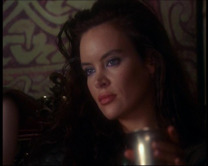 Charmed-Online_dot_net-601ValhalleyoftheDolls0963.jpg Charmed-Online_dot_net-601ValhalleyoftheDolls0963.jpg