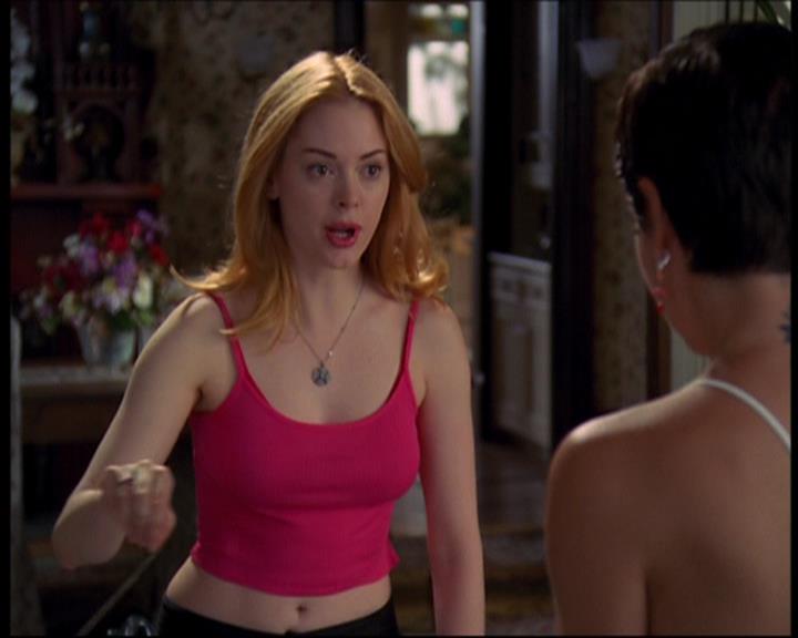 Charmed-Online_dot_net-601ValhalleyoftheDolls1048.jpg Charmed-Online_dot_net-601ValhalleyoftheDolls1048.jpg