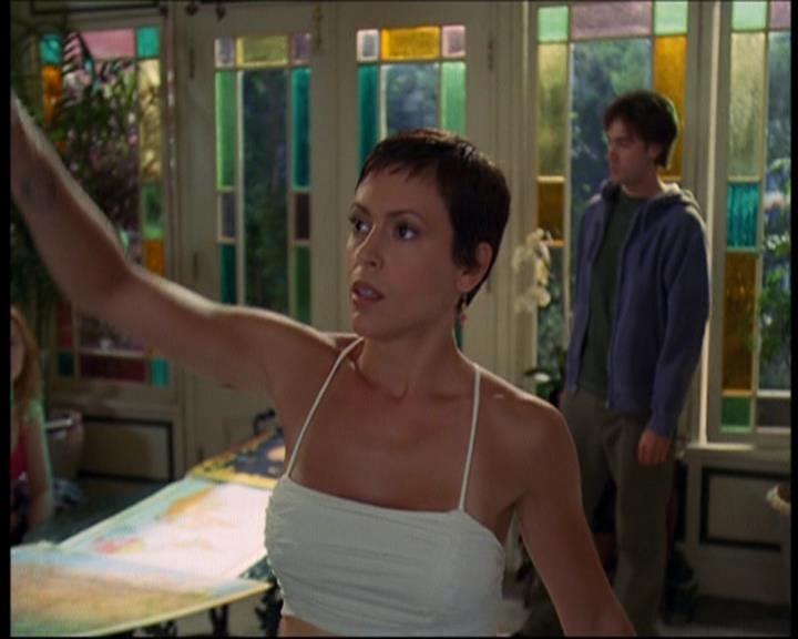 Charmed-Online_dot_net-601ValhalleyoftheDolls1124.jpg Charmed-Online_dot_net-601ValhalleyoftheDolls1124.jpg