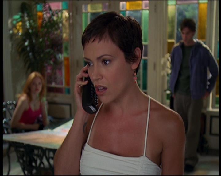 Charmed-Online_dot_net-601ValhalleyoftheDolls1143.jpg Charmed-Online_dot_net-601ValhalleyoftheDolls1143.jpg