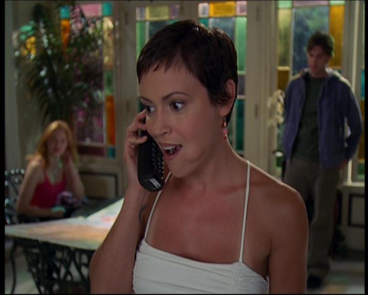 Charmed-Online_dot_net-601ValhalleyoftheDolls1145.jpg Charmed-Online_dot_net-601ValhalleyoftheDolls1145.jpg