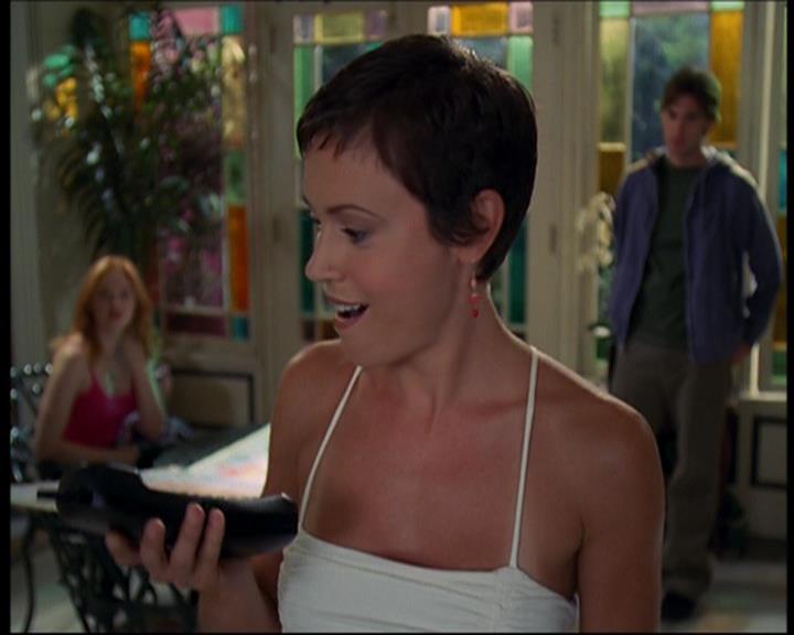 Charmed-Online_dot_net-601ValhalleyoftheDolls1146.jpg Charmed-Online_dot_net-601ValhalleyoftheDolls1146.jpg