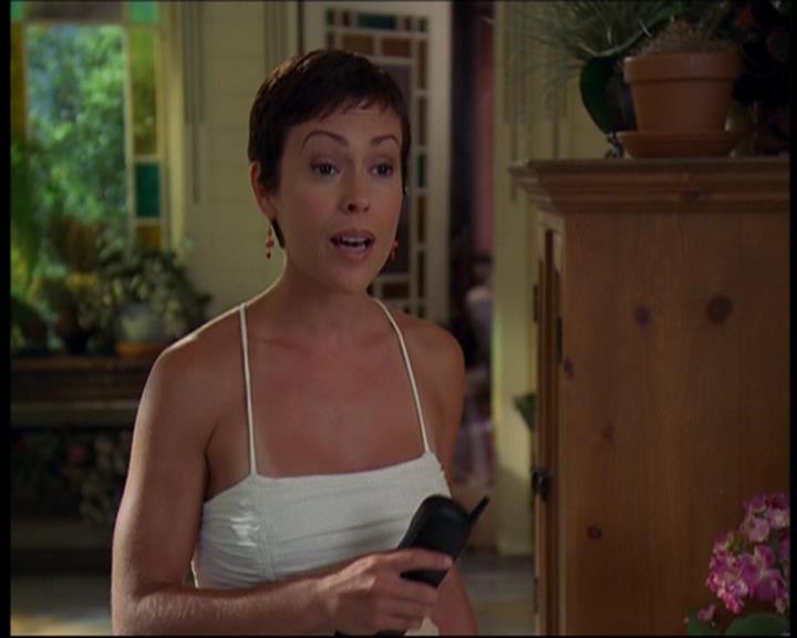 Charmed-Online_dot_net-601ValhalleyoftheDolls1153.jpg Charmed-Online_dot_net-601ValhalleyoftheDolls1153.jpg